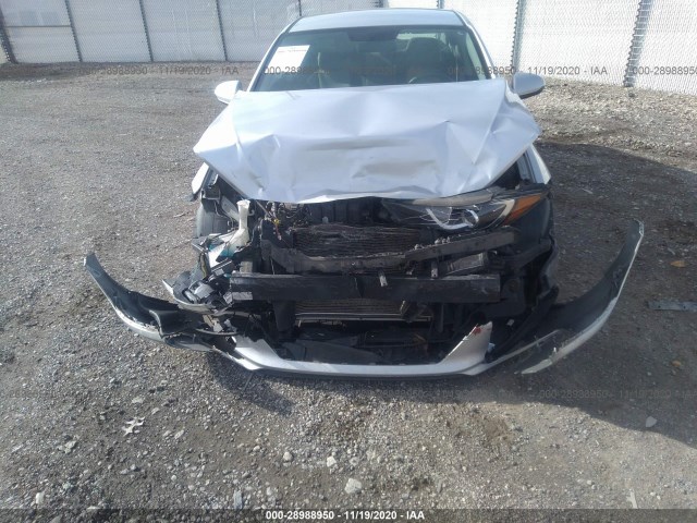 Photo 5 VIN: 5NPD74LF8HH102715 - HYUNDAI ELANTRA 