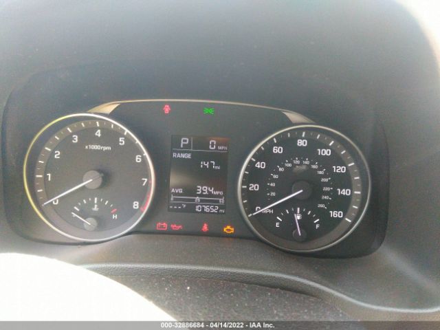 Photo 6 VIN: 5NPD74LF8HH104447 - HYUNDAI ELANTRA 