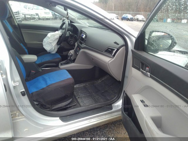 Photo 4 VIN: 5NPD74LF8HH151378 - HYUNDAI ELANTRA 