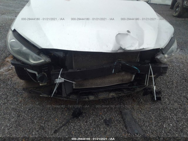 Photo 5 VIN: 5NPD74LF8HH151378 - HYUNDAI ELANTRA 