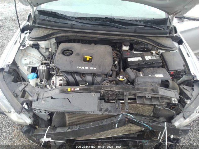 Photo 9 VIN: 5NPD74LF8HH151378 - HYUNDAI ELANTRA 