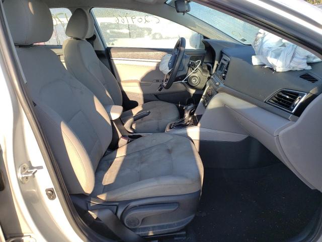 Photo 4 VIN: 5NPD74LF8HH175955 - HYUNDAI ELANTRA SE 