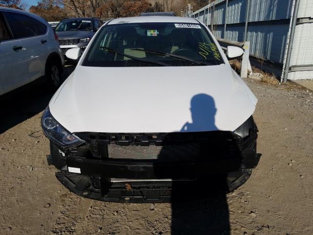 Photo 8 VIN: 5NPD74LF8HH186700 - HYUNDAI ELANTRA 