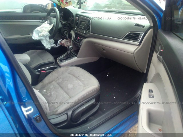 Photo 4 VIN: 5NPD74LF8HH190911 - HYUNDAI ELANTRA 