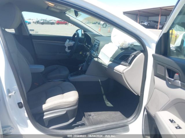 Photo 4 VIN: 5NPD74LF8HH204287 - HYUNDAI ELANTRA 