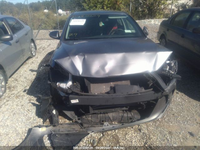 Photo 5 VIN: 5NPD74LF8JH273017 - HYUNDAI ELANTRA 