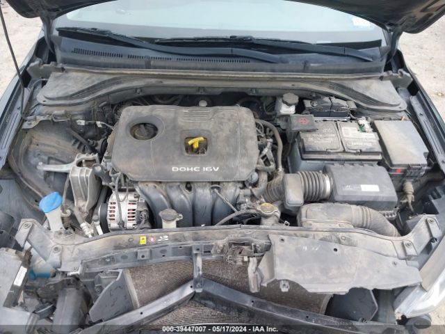 Photo 9 VIN: 5NPD74LF8JH280310 - HYUNDAI ELANTRA 