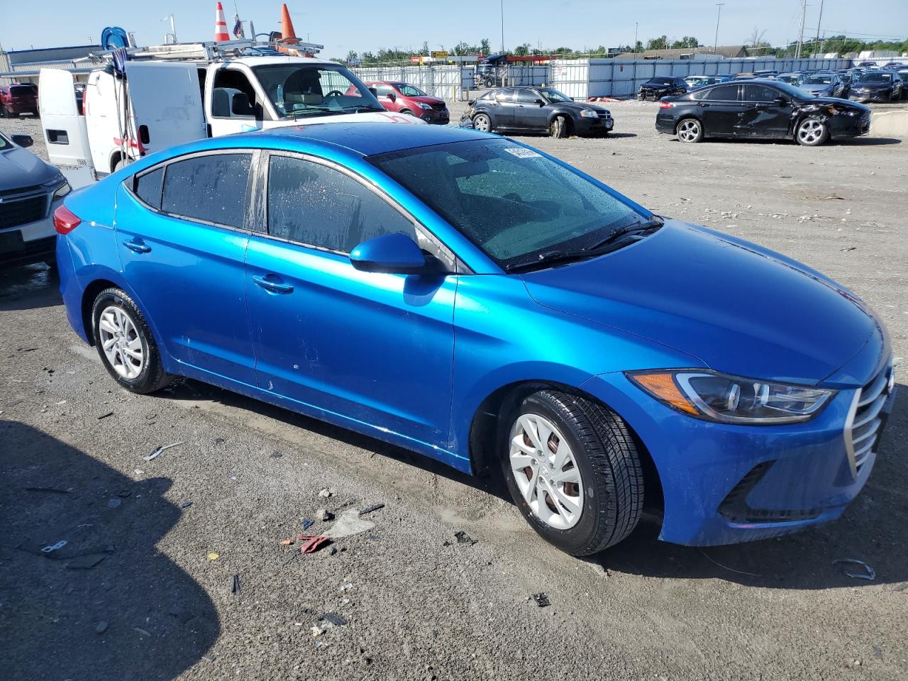 Photo 3 VIN: 5NPD74LF8JH382948 - HYUNDAI ELANTRA 