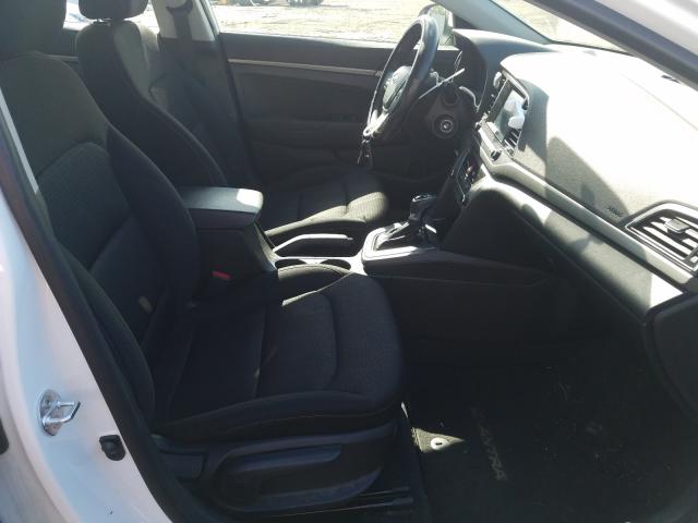 Photo 4 VIN: 5NPD74LF8JH390662 - HYUNDAI ELANTRA SE 