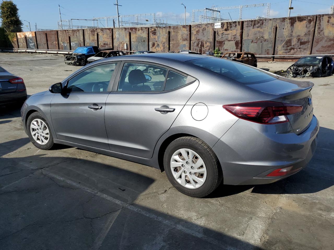 Photo 1 VIN: 5NPD74LF8KH435097 - HYUNDAI ELANTRA 