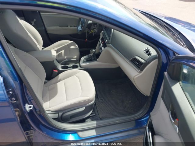 Photo 4 VIN: 5NPD74LF8KH468570 - HYUNDAI ELANTRA 