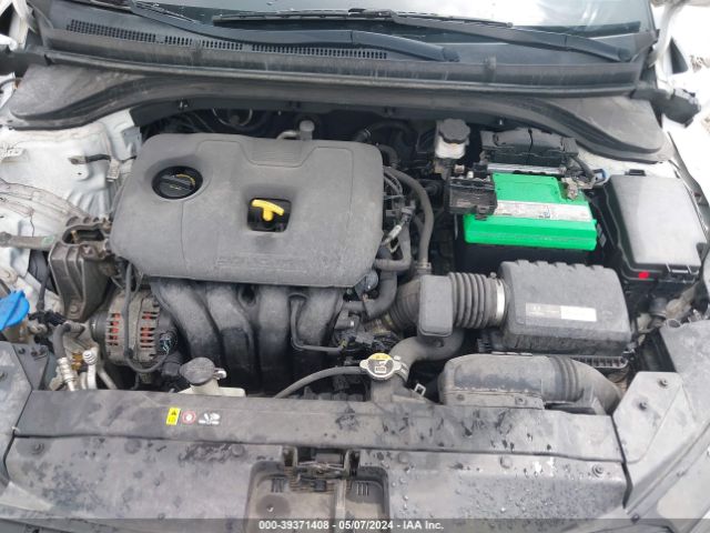 Photo 9 VIN: 5NPD74LF8KH474076 - HYUNDAI ELANTRA 