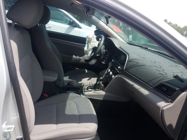 Photo 4 VIN: 5NPD74LF8KH476703 - HYUNDAI ELANTRA SE 