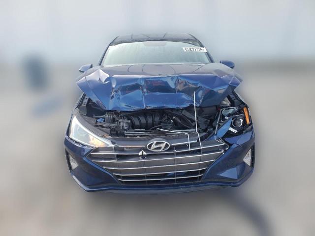 Photo 4 VIN: 5NPD74LF8KH494117 - HYUNDAI ELANTRA 