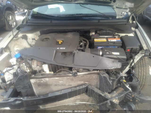 Photo 9 VIN: 5NPD74LF9HH084015 - HYUNDAI ELANTRA 