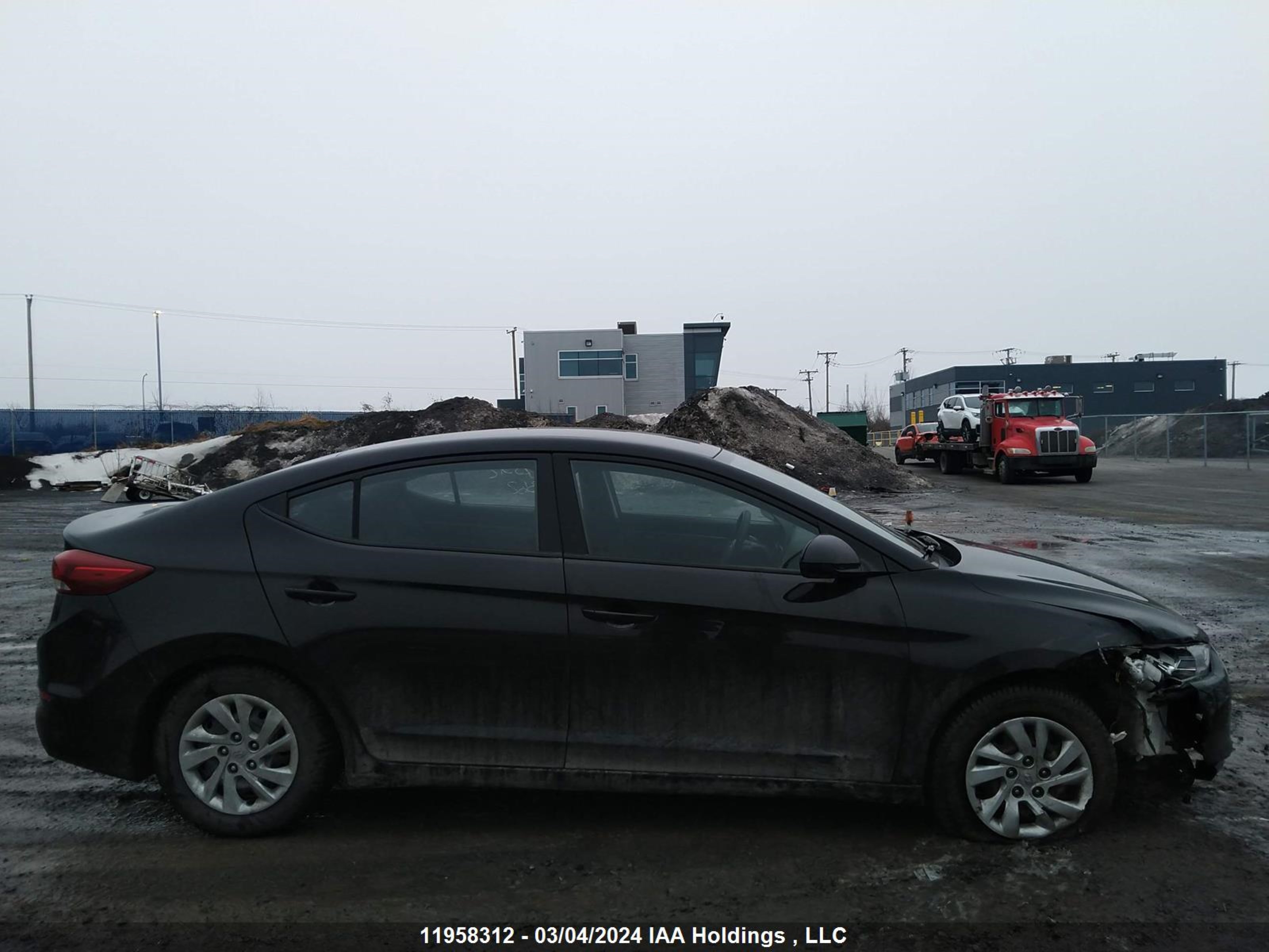 Photo 13 VIN: 5NPD74LF9HH108362 - HYUNDAI ELANTRA 