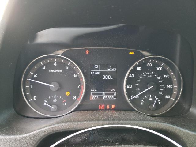 Photo 8 VIN: 5NPD74LF9HH127171 - HYUNDAI ELANTRA SE 