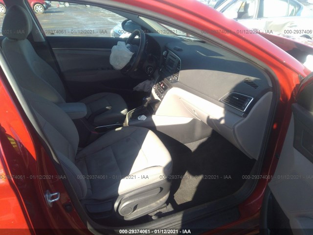 Photo 4 VIN: 5NPD74LF9HH127509 - HYUNDAI ELANTRA 