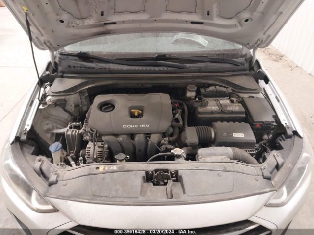 Photo 9 VIN: 5NPD74LF9HH130667 - HYUNDAI ELANTRA 