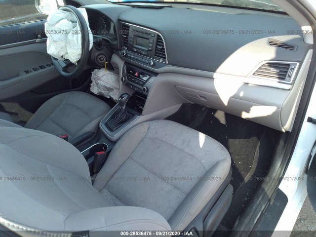 Photo 4 VIN: 5NPD74LF9HH138526 - HYUNDAI ELANTRA 