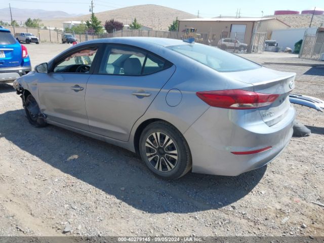 Photo 2 VIN: 5NPD74LF9HH153642 - HYUNDAI ELANTRA 