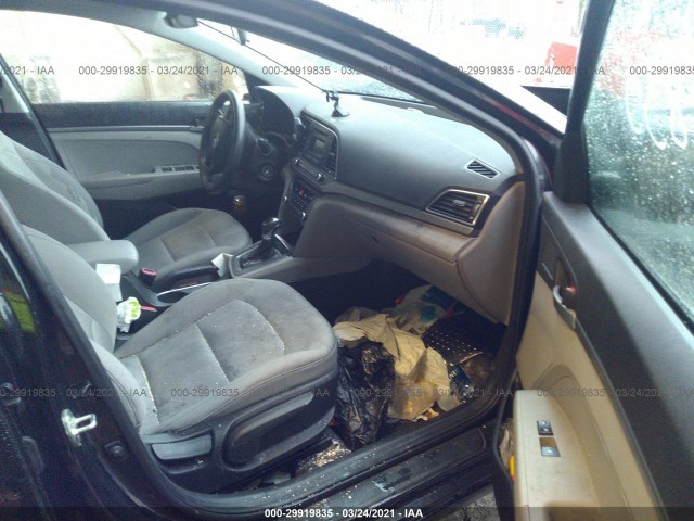 Photo 4 VIN: 5NPD74LF9HH164074 - HYUNDAI ELANTRA 