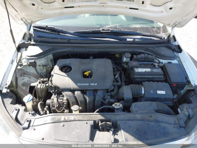 Photo 9 VIN: 5NPD74LF9HH179142 - HYUNDAI ELANTRA 