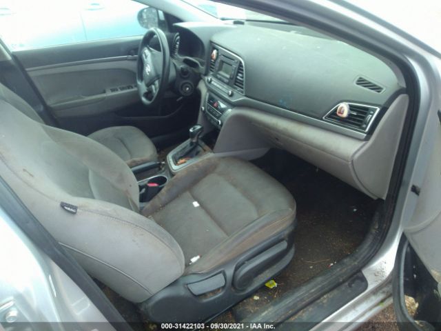 Photo 4 VIN: 5NPD74LF9HH201561 - HYUNDAI ELANTRA 