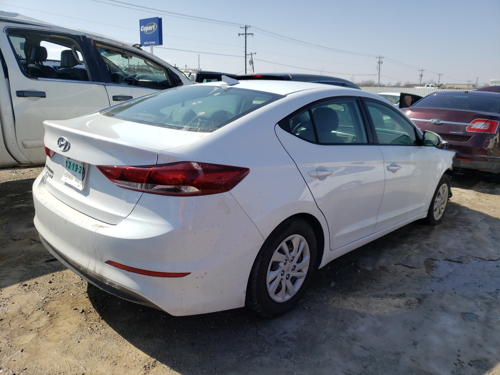 Photo 3 VIN: 5NPD74LF9HH206047 - HYUNDAI ELANTRA SE 