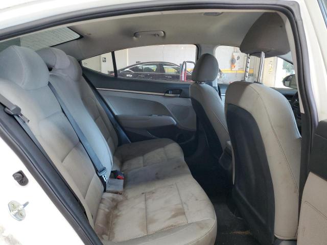 Photo 9 VIN: 5NPD74LF9HH210406 - HYUNDAI ELANTRA SE 