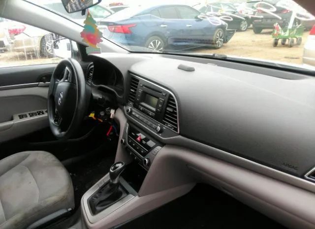 Photo 4 VIN: 5NPD74LF9HH210812 - HYUNDAI ELANTRA 