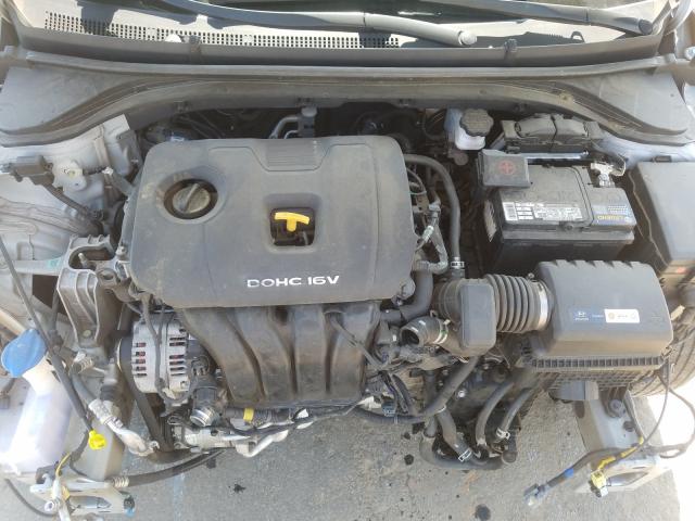 Photo 6 VIN: 5NPD74LF9JH280879 - HYUNDAI ELANTRA SE 