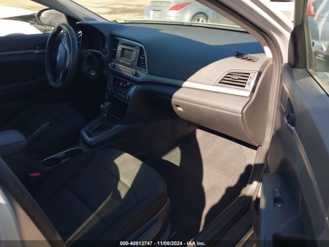 Photo 4 VIN: 5NPD74LF9JH300547 - HYUNDAI ELANTRA 