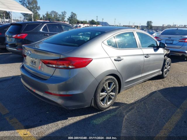 Photo 3 VIN: 5NPD74LF9JH329983 - HYUNDAI ELANTRA 