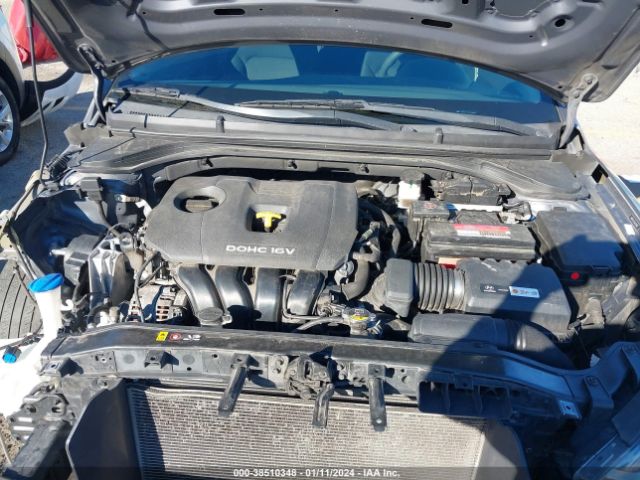 Photo 9 VIN: 5NPD74LF9JH329983 - HYUNDAI ELANTRA 