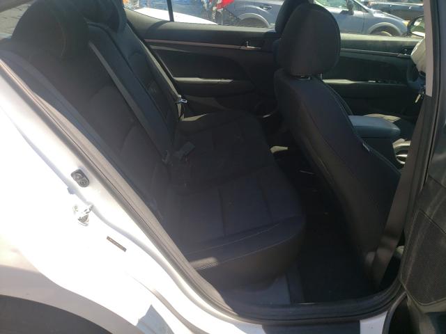 Photo 5 VIN: 5NPD74LF9JH350512 - HYUNDAI ELANTRA SE 