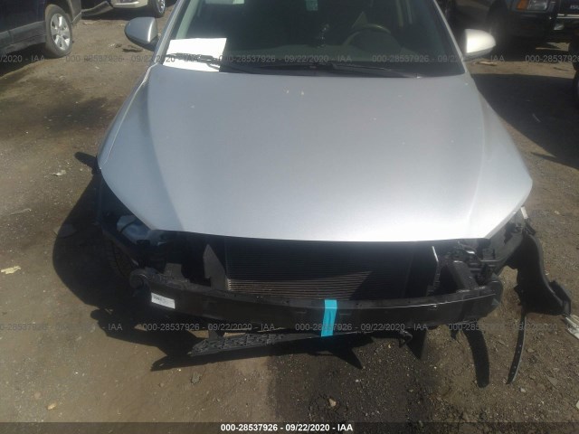 Photo 5 VIN: 5NPD74LF9JH350834 - HYUNDAI ELANTRA 