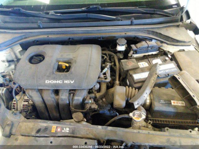 Photo 9 VIN: 5NPD74LF9JH355824 - HYUNDAI ELANTRA 