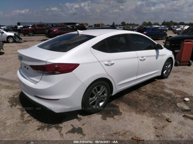 Photo 3 VIN: 5NPD74LF9JH372509 - HYUNDAI ELANTRA 