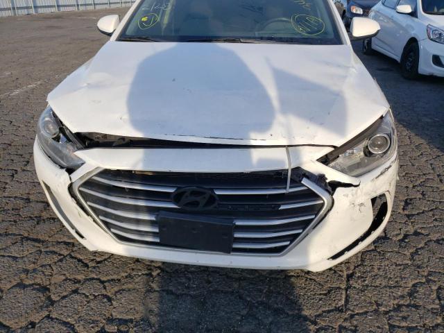 Photo 8 VIN: 5NPD74LF9JH384448 - HYUNDAI ELANTRA SE 