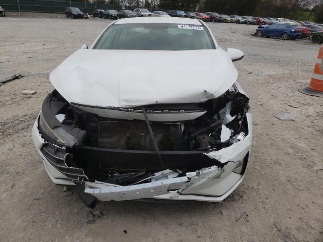 Photo 4 VIN: 5NPD74LF9KH411679 - HYUNDAI ELANTRA SE 