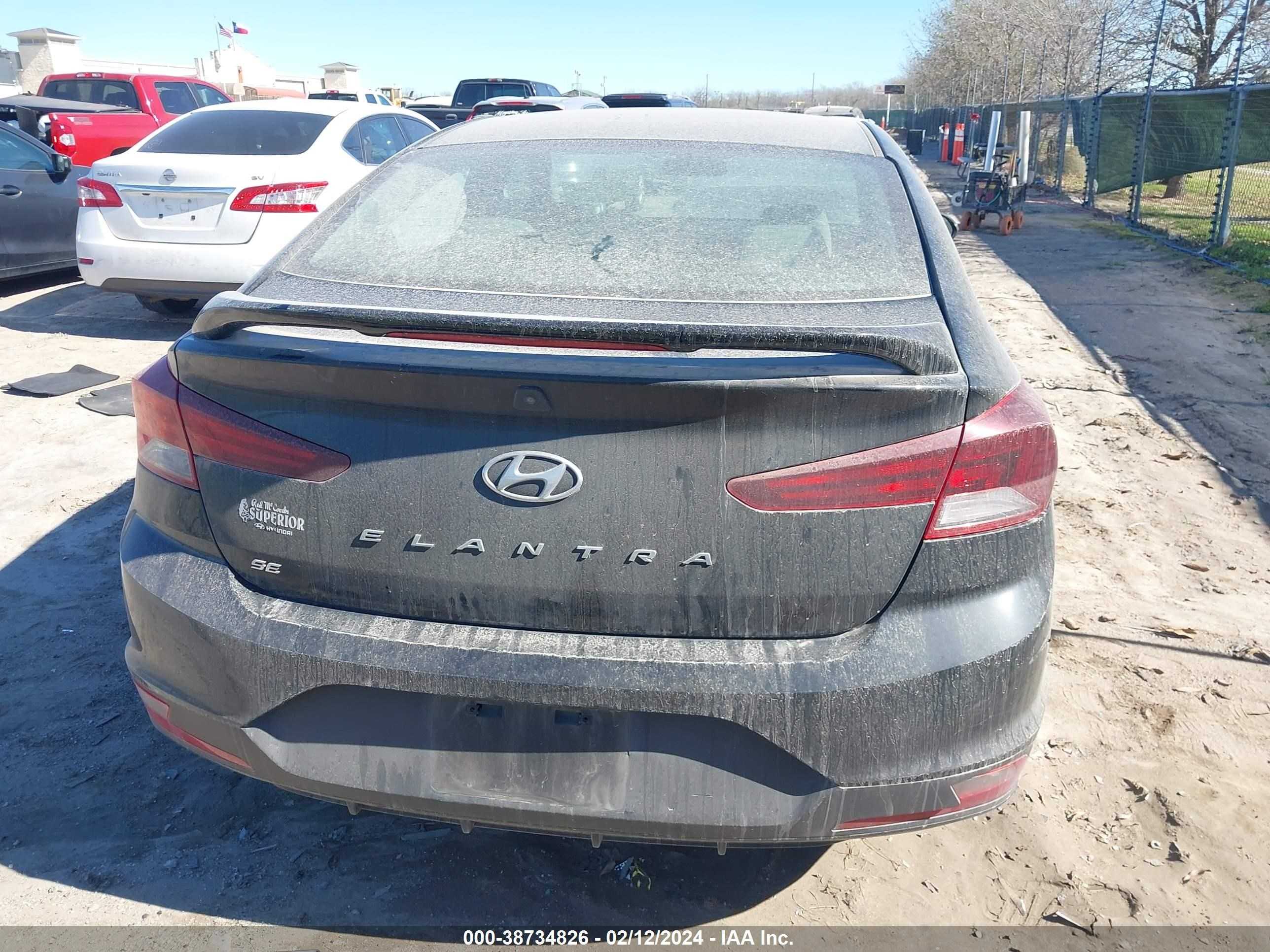 Photo 14 VIN: 5NPD74LF9KH420138 - HYUNDAI ELANTRA 