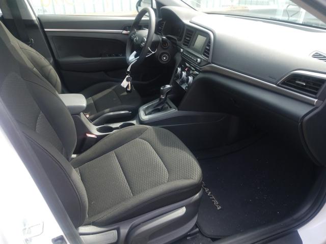 Photo 4 VIN: 5NPD74LF9KH444052 - HYUNDAI ELANTRA SE 