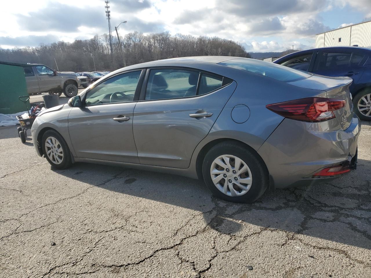 Photo 1 VIN: 5NPD74LF9KH445315 - HYUNDAI ELANTRA 