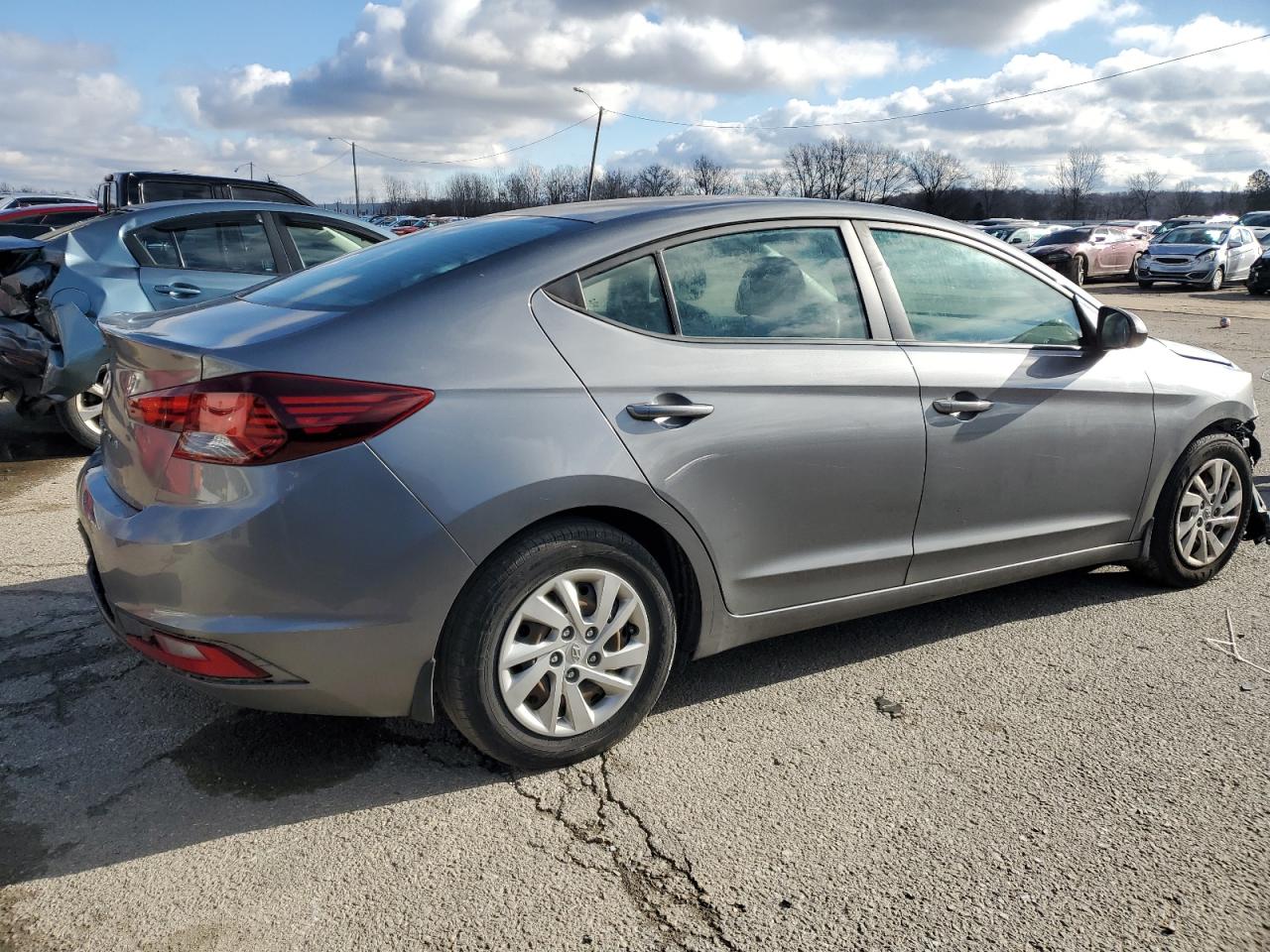 Photo 2 VIN: 5NPD74LF9KH445315 - HYUNDAI ELANTRA 