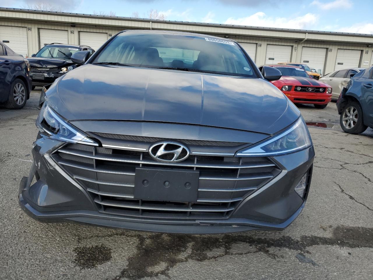 Photo 4 VIN: 5NPD74LF9KH445315 - HYUNDAI ELANTRA 