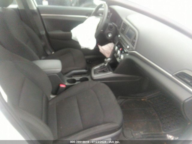 Photo 4 VIN: 5NPD74LF9KH454872 - HYUNDAI ELANTRA 