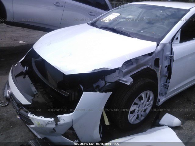 Photo 5 VIN: 5NPD74LF9KH460980 - HYUNDAI ELANTRA 