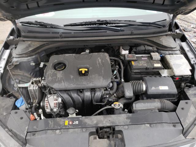 Photo 6 VIN: 5NPD74LF9KH466388 - HYUNDAI ELANTRA SE 