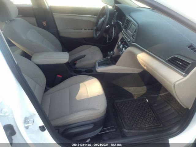 Photo 4 VIN: 5NPD74LF9KH468741 - HYUNDAI ELANTRA 